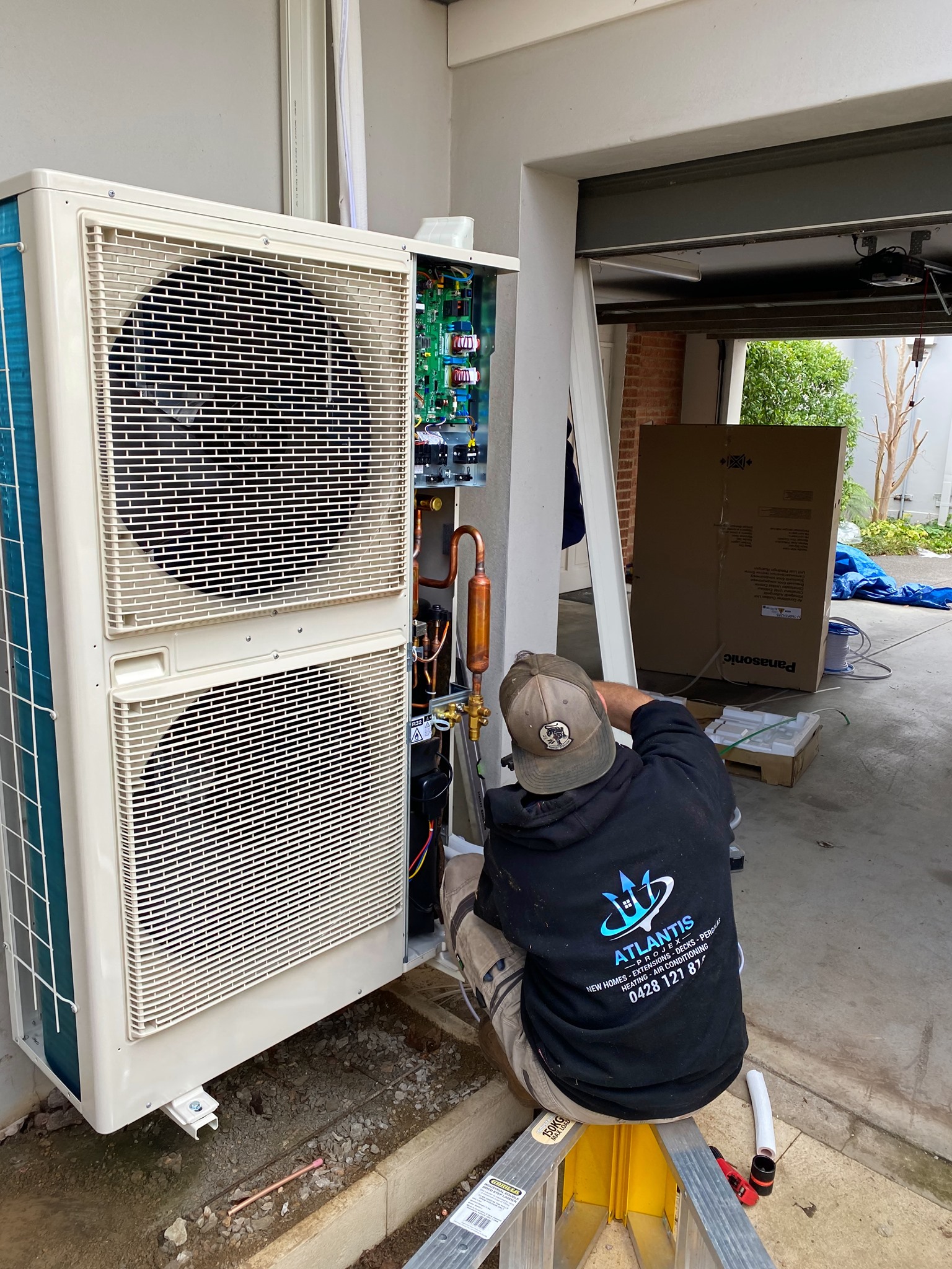 Ducted Air Conditioning Services - Atlantis Projex